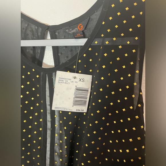 3/$15 Guess Sheer Cut Out Top - Picture 9 of 10